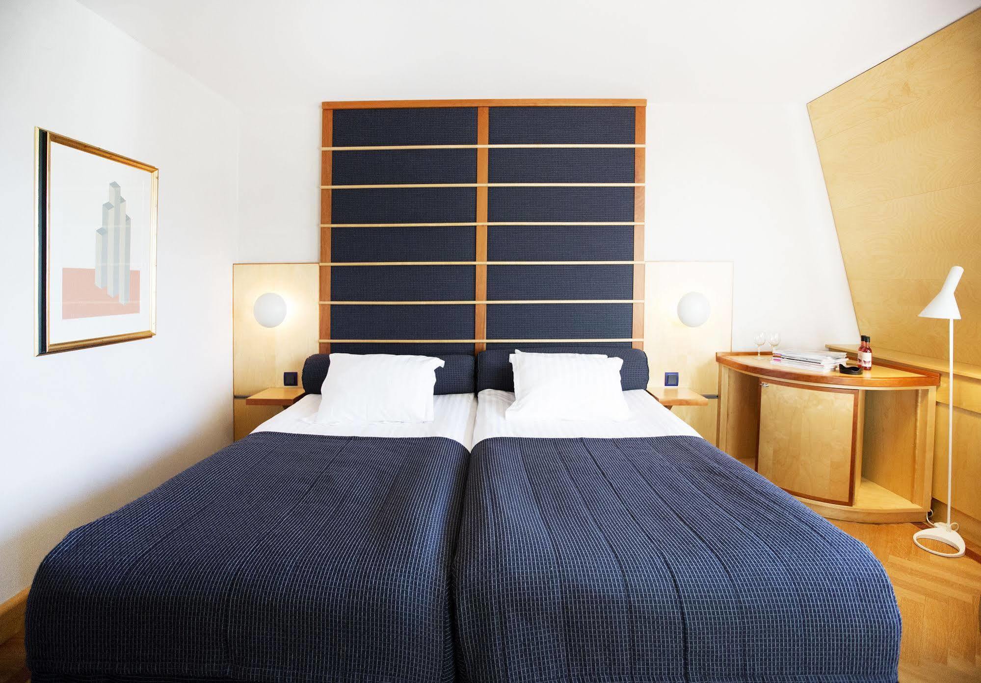 Hotel Lundia Extérieur photo